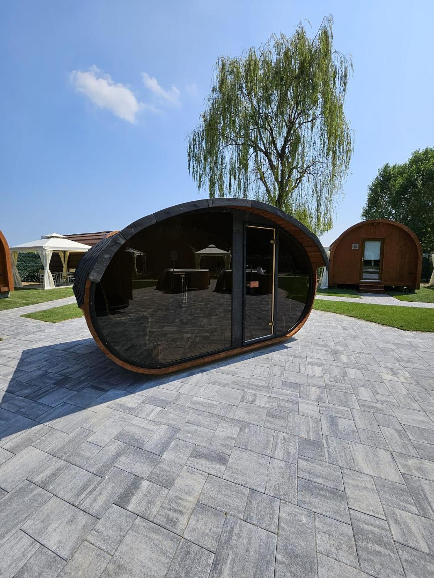 Vicolungo Glamour Lodge & Spa - Free Spa Hot Tub E Sauna Екстериор снимка