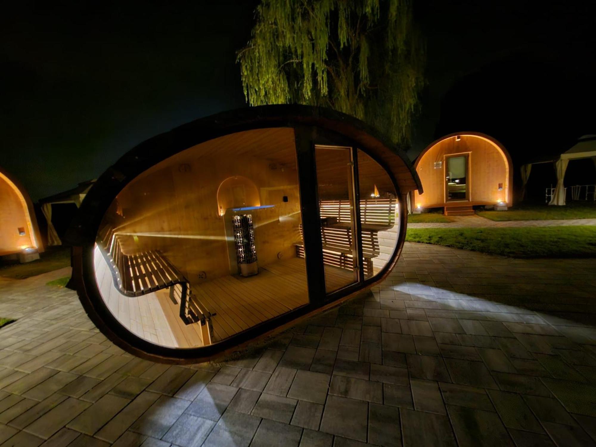 Vicolungo Glamour Lodge & Spa - Free Spa Hot Tub E Sauna Екстериор снимка