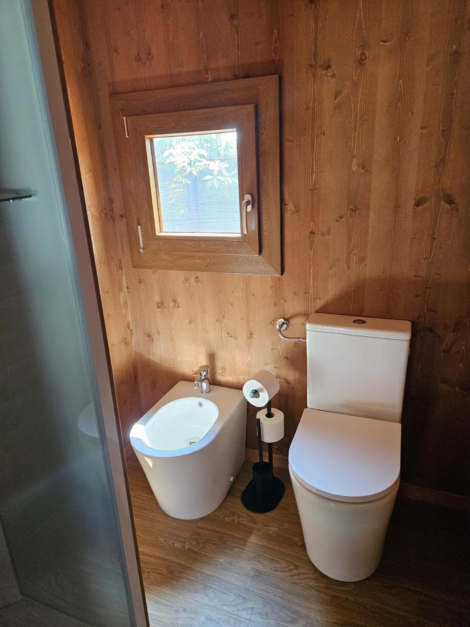 Vicolungo Glamour Lodge & Spa - Free Spa Hot Tub E Sauna Екстериор снимка