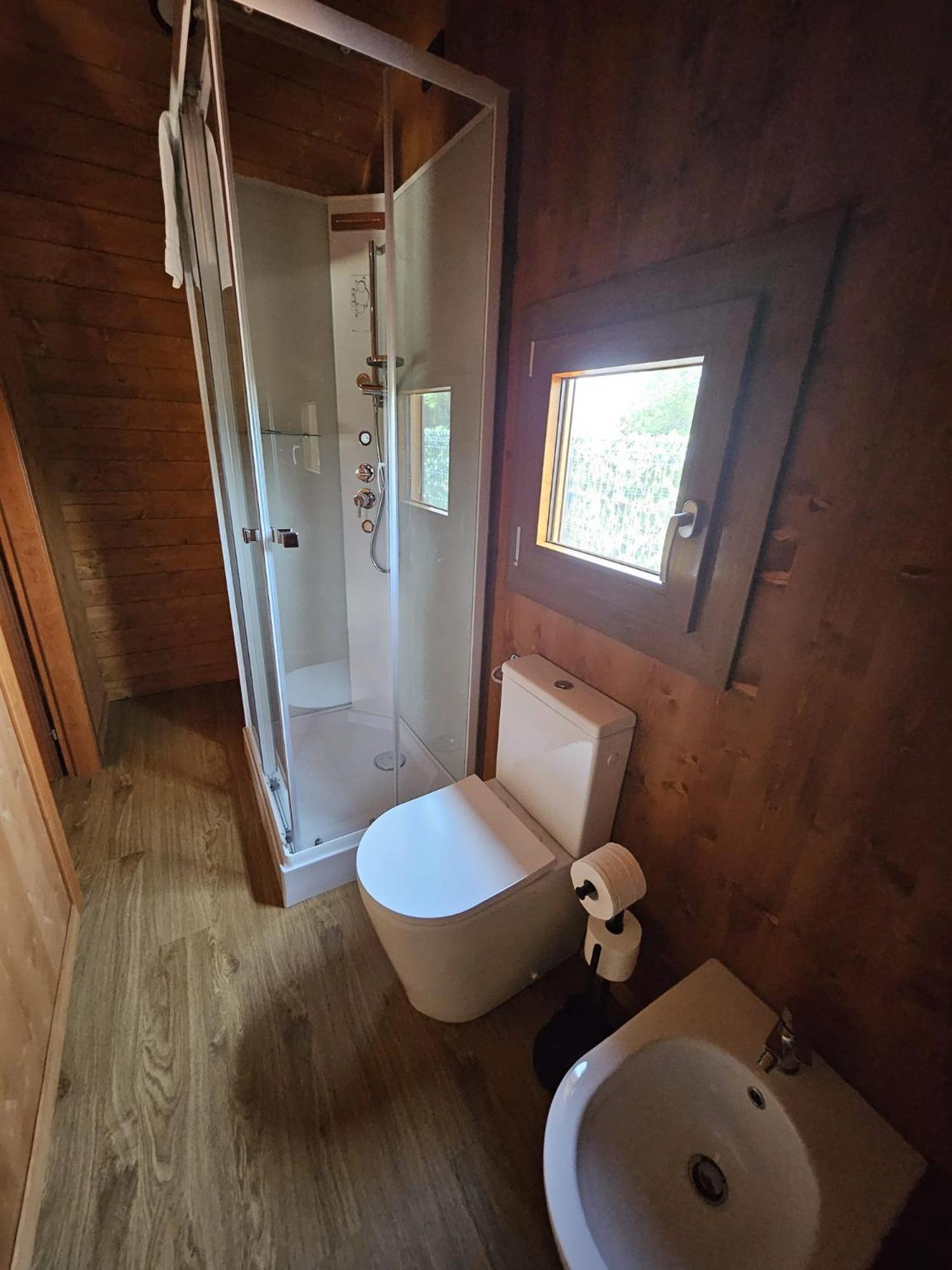 Vicolungo Glamour Lodge & Spa - Free Spa Hot Tub E Sauna Екстериор снимка