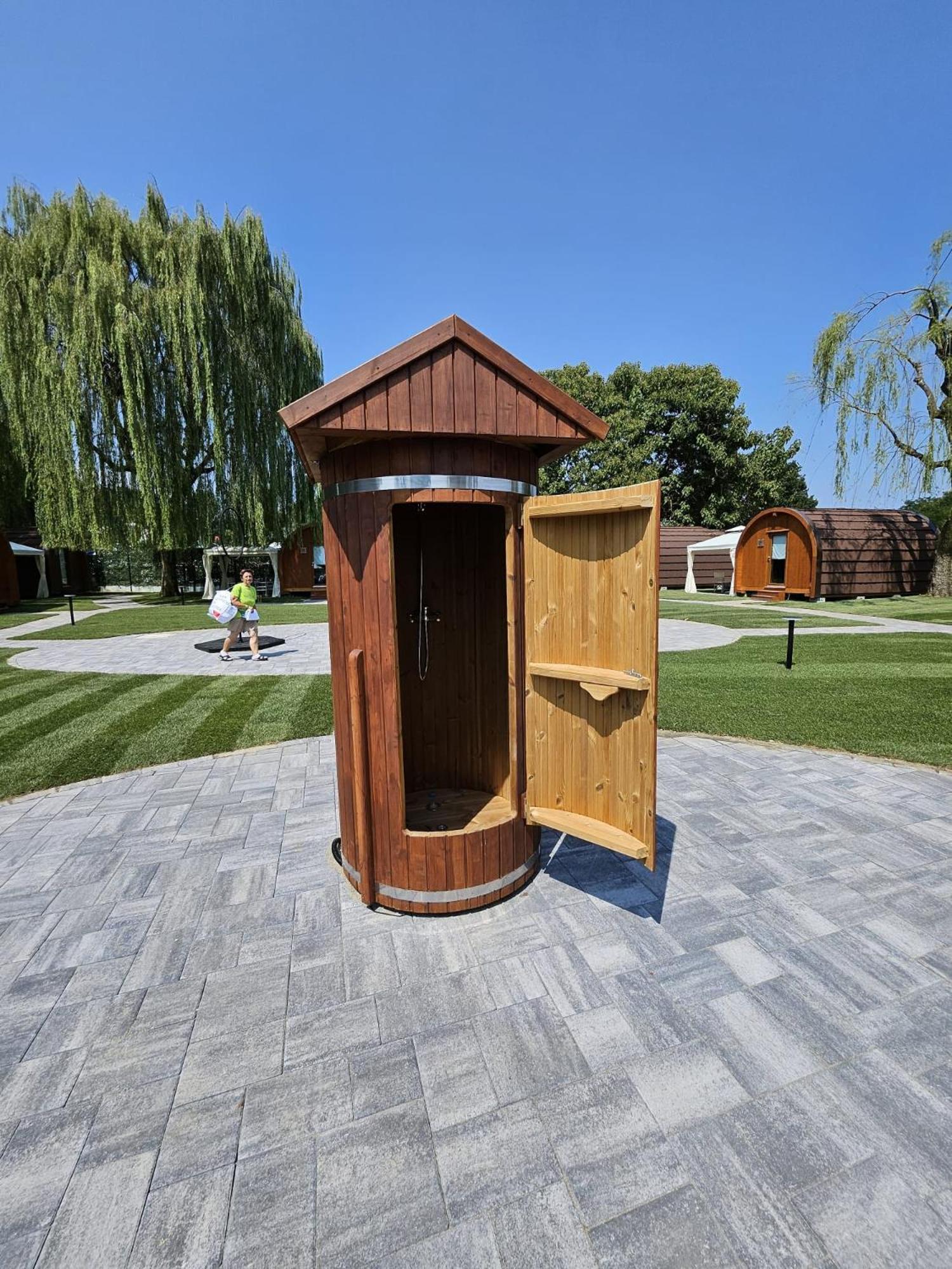 Vicolungo Glamour Lodge & Spa - Free Spa Hot Tub E Sauna Екстериор снимка