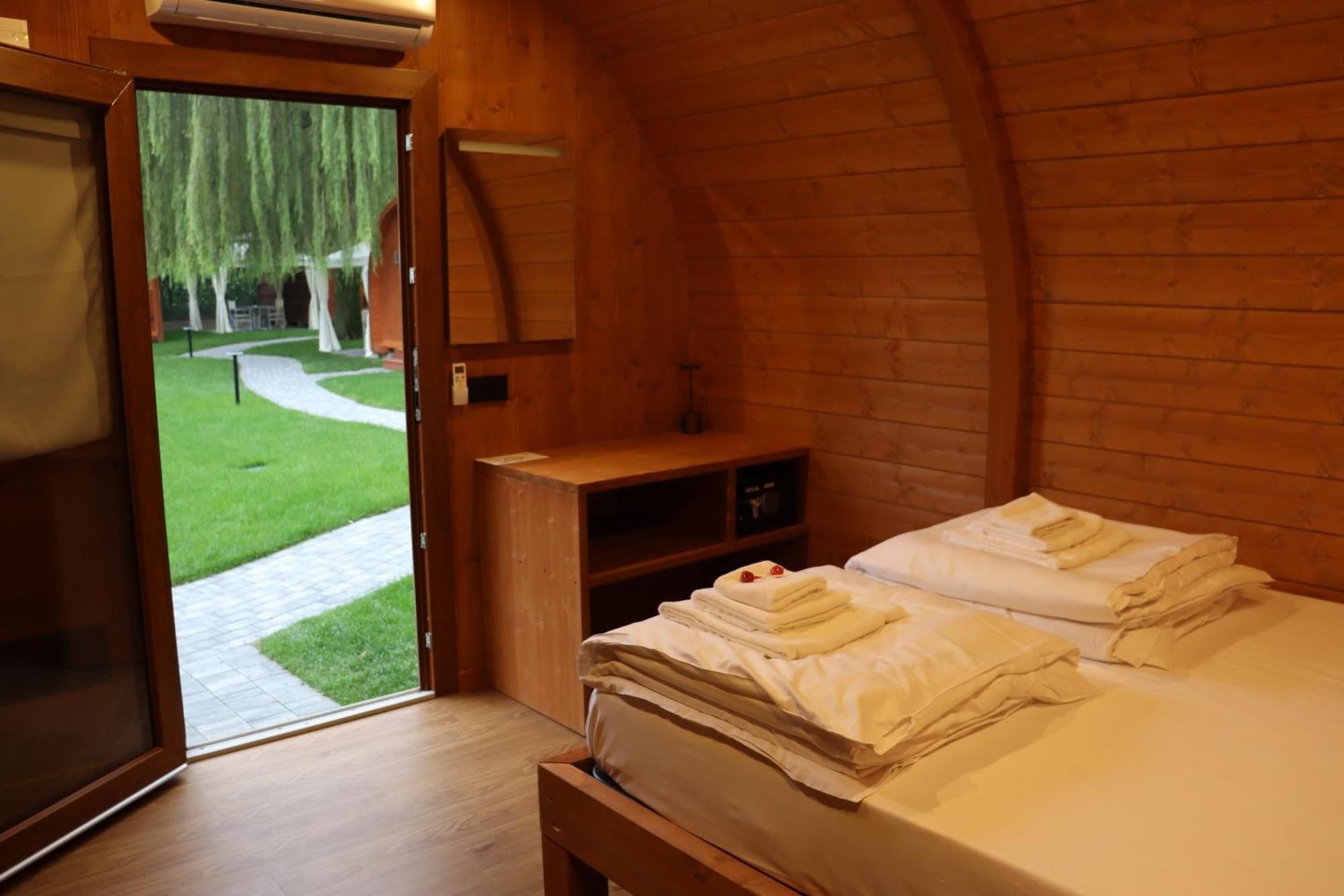 Vicolungo Glamour Lodge & Spa - Free Spa Hot Tub E Sauna Екстериор снимка