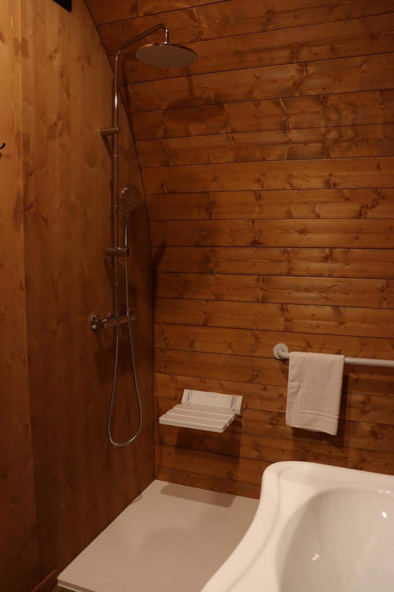 Vicolungo Glamour Lodge & Spa - Free Spa Hot Tub E Sauna Екстериор снимка