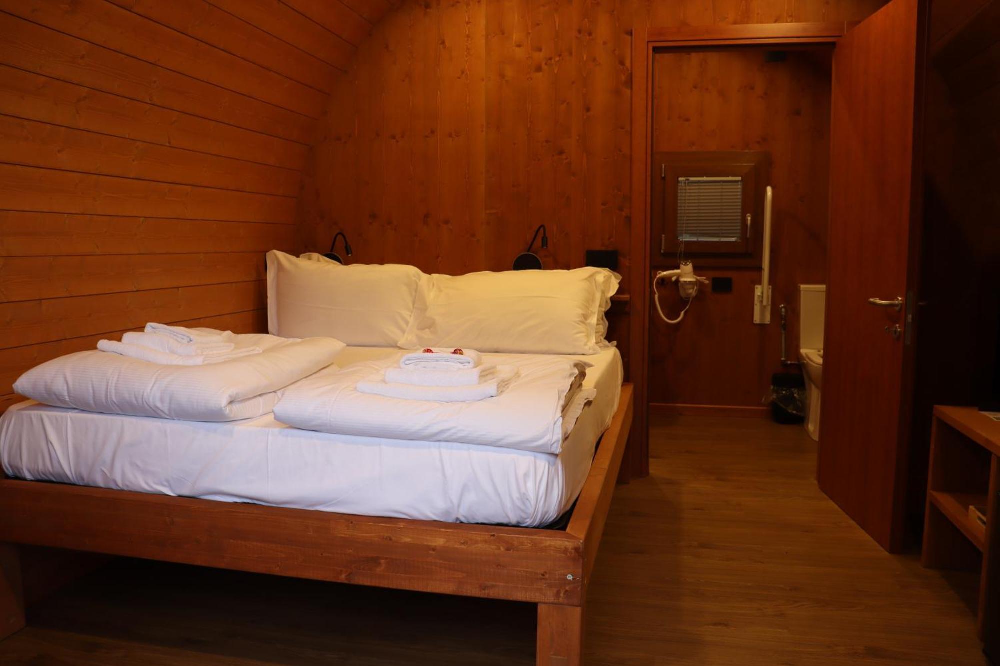 Vicolungo Glamour Lodge & Spa - Free Spa Hot Tub E Sauna Екстериор снимка